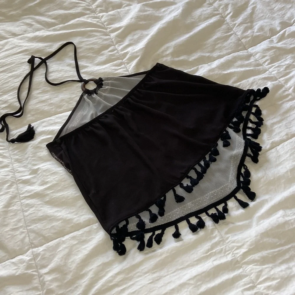 LIVE TO BE SPOILED - TROPICAL HALTER TOP - Picture 10 of 14